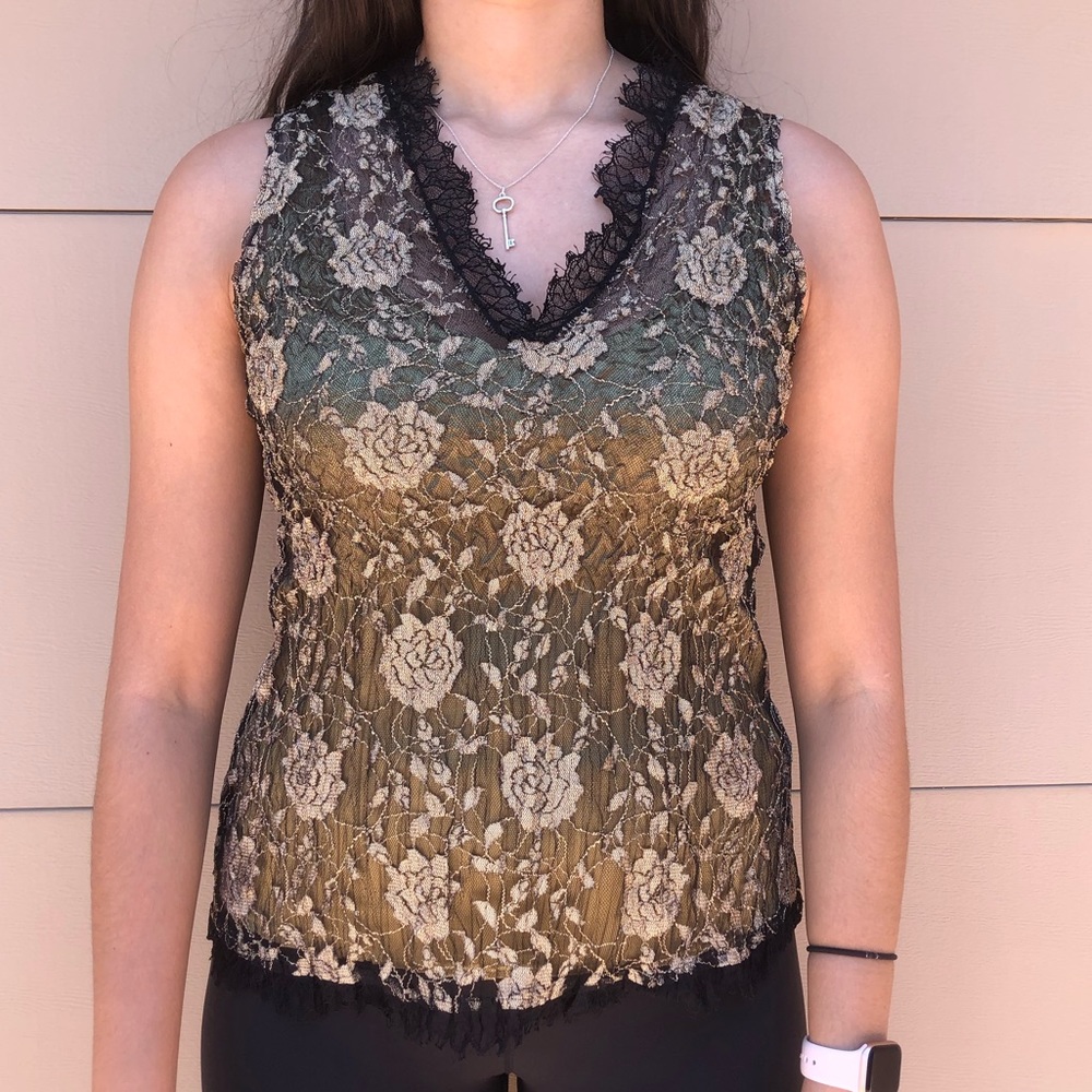 Black & Gold Vintage Floral Lace Top Sz Med